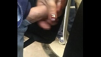 gorda de manos grandes me la chaquetea en el colectivo