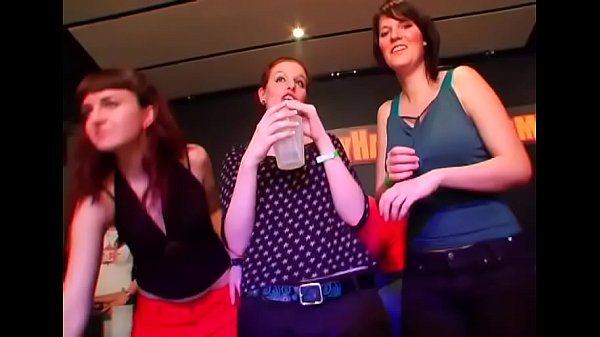 Cheeks in club drilled undress dancer