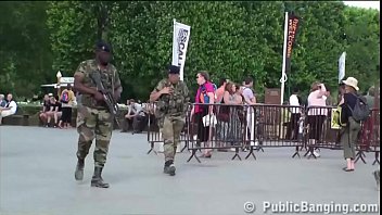 Extreme risky public fucky-fucky threesome by the world most famous landmark