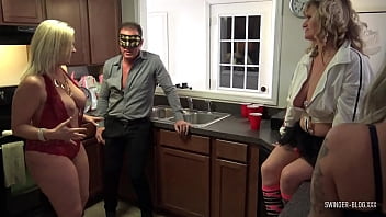 Horny housewives deep-throating fat dicks at a swingers intercourse soiree