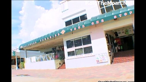 kynaa flashes in public and fucked for cash