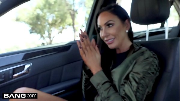 Real MILFs – Tiffany Brookes POV dick sucking in public