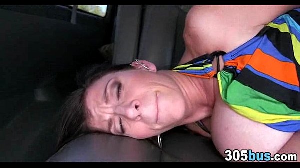 Sara Jay Switch sides Bus