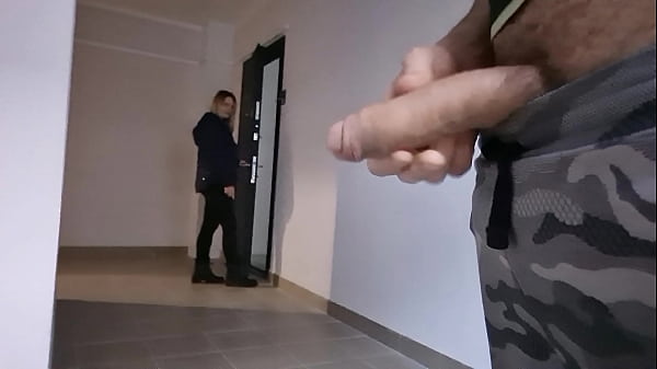 A man flashes a big dick to an unacquainted beautiful doll