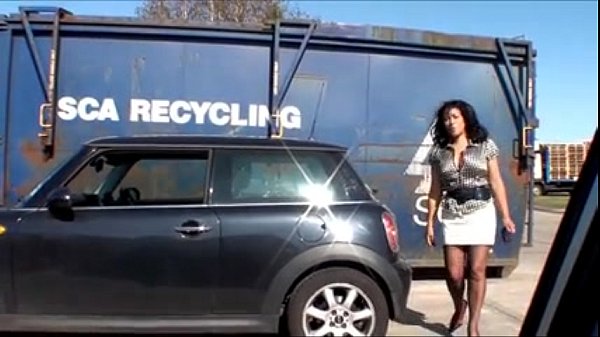 donna ambrose aka danica collins truck taunt