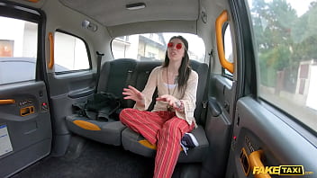 Faux Cab Dark haired with supreme assets keeps her glasses on and fuck cab driver