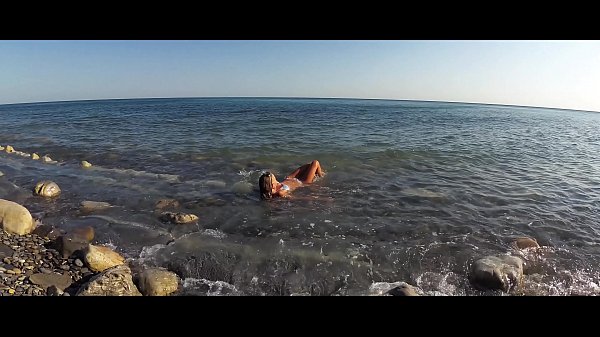 TRAVEL SHOW ASS DRIVER – Sasha Bikeeva in Russia. Black Sea, wild beaches