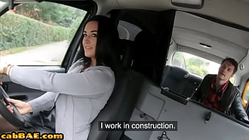 Booty cab driver cunt eaten before backseat pussyfuck