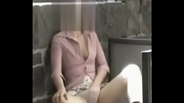 Siririca Em Público Até Gozar.