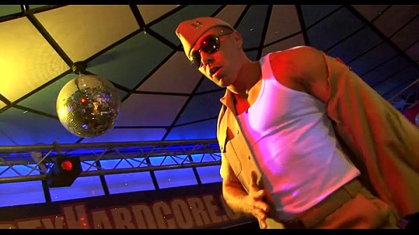 Studs leaking anyone’s honeypot