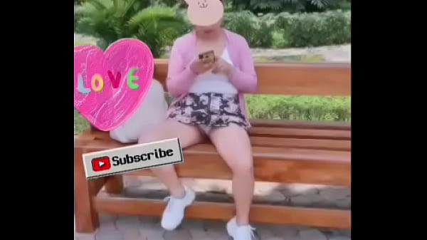 Exhibicionista en Parque publico