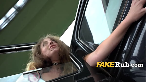 Rough Fucky-fucky With Misbehaved Teenie In Cab