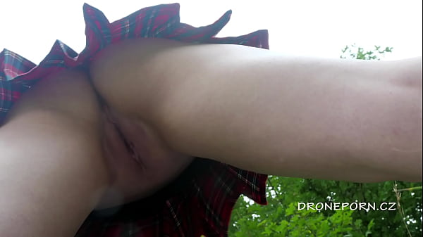 Under the mini-skirt porno