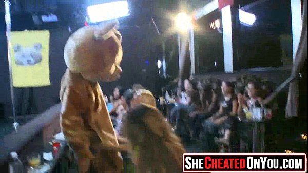 35 These cheating tramps want stiffy 043