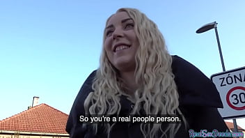 Euro beauty persuaded to suck before intercourse