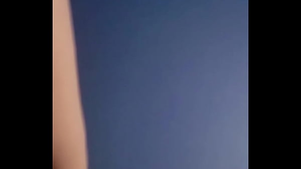 Ordeno a mi puta que se exiba en publico y le gusta