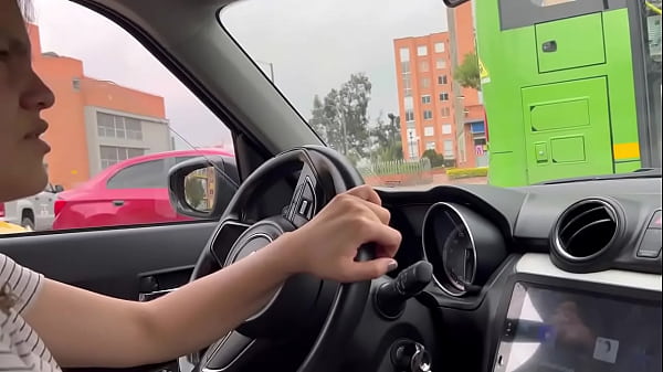 Sexo publico en el parqueadero de mi casa, qué vagina sunburn mojada!