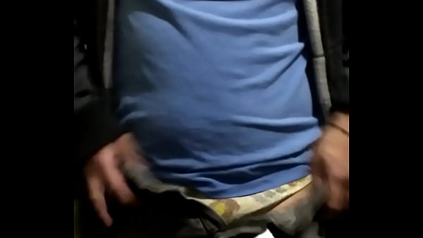 Masturbando muy rico en mi casa 1