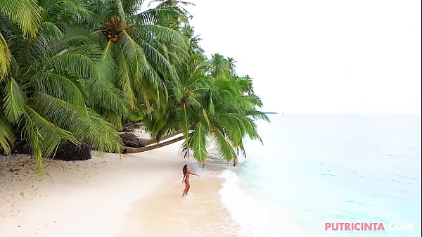 Putri Cinta in ‘Palm Beach’