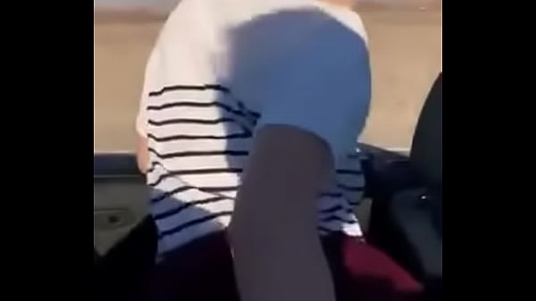 sexo en el arenero mientras mi migo maneja