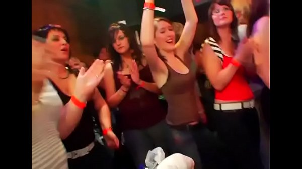 Cope dancing undress and trickling puss