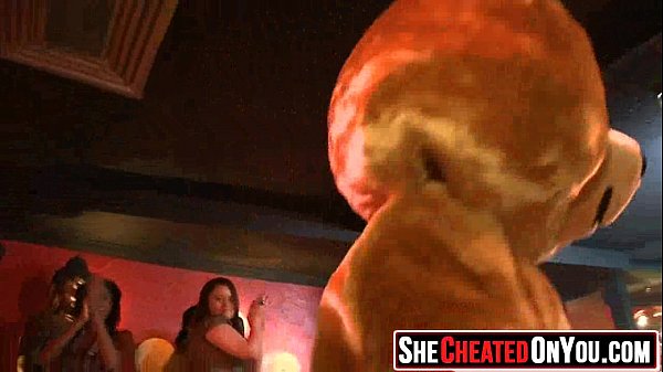 49 Awesome!All these Soiree whores sucking stripper dick  177