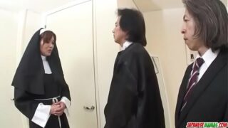 First-ever xxx practice for Japan nun, Hitomi Kanou