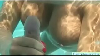 Petra Kvitova czech Wimbledon winner and blowage underwater