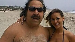 Metro – Ron Jeremy Venice Beach – scene 1 – extract 2