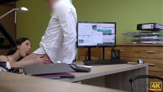 LOAN4K. Lovemaking gegen Geld ist für Kristy Black die einzige Möglichkeit